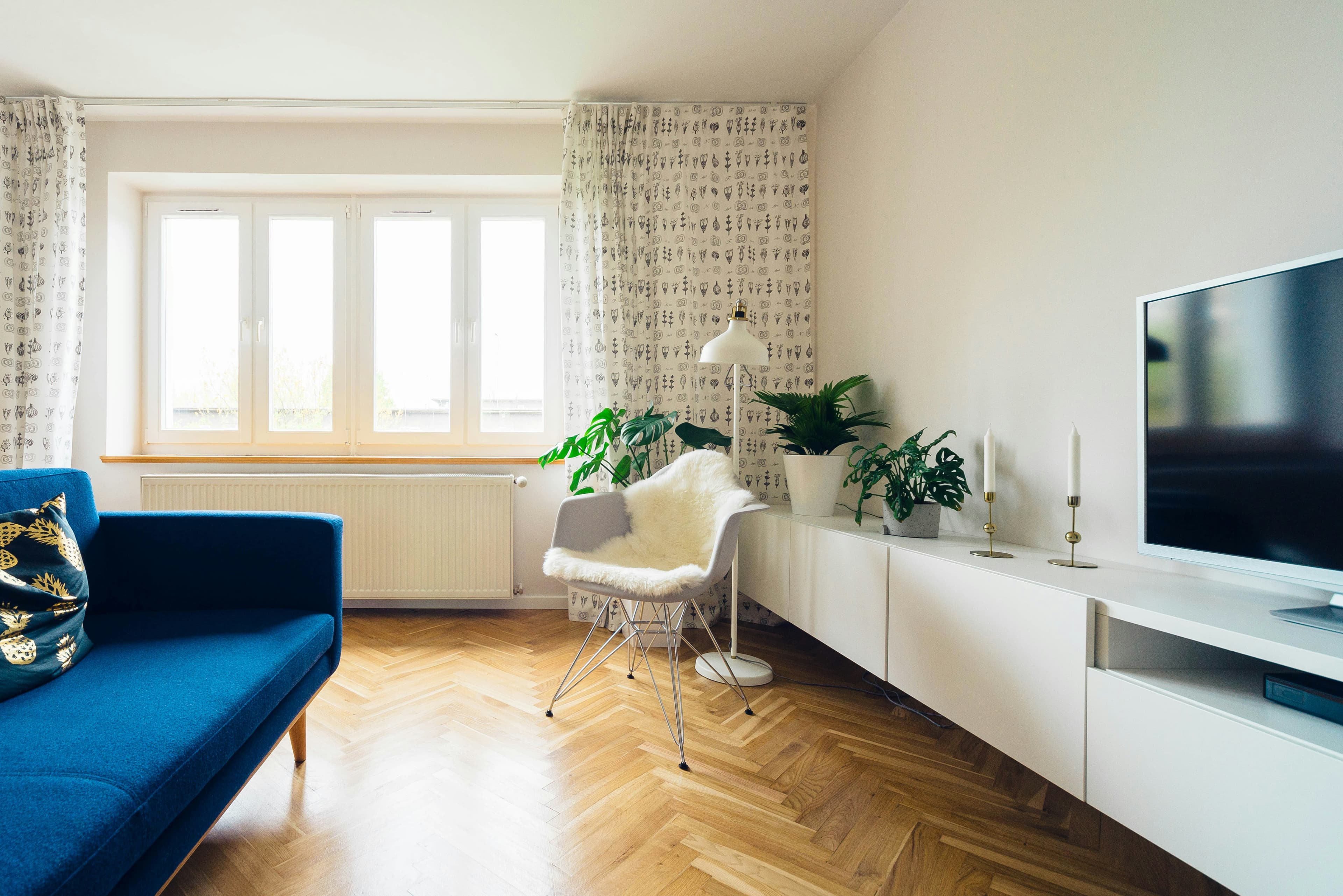 Bright apartment living room with parquet flooring